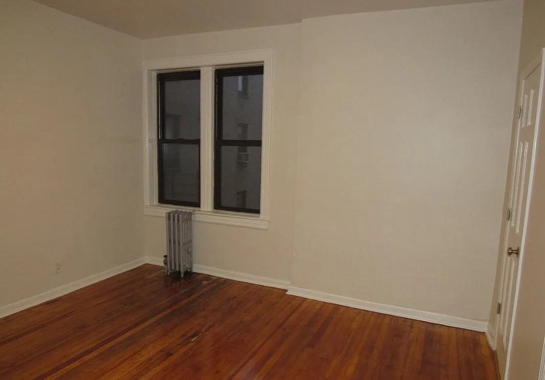 132-70 Sanford Avenue #2M - Photo 5 of 7