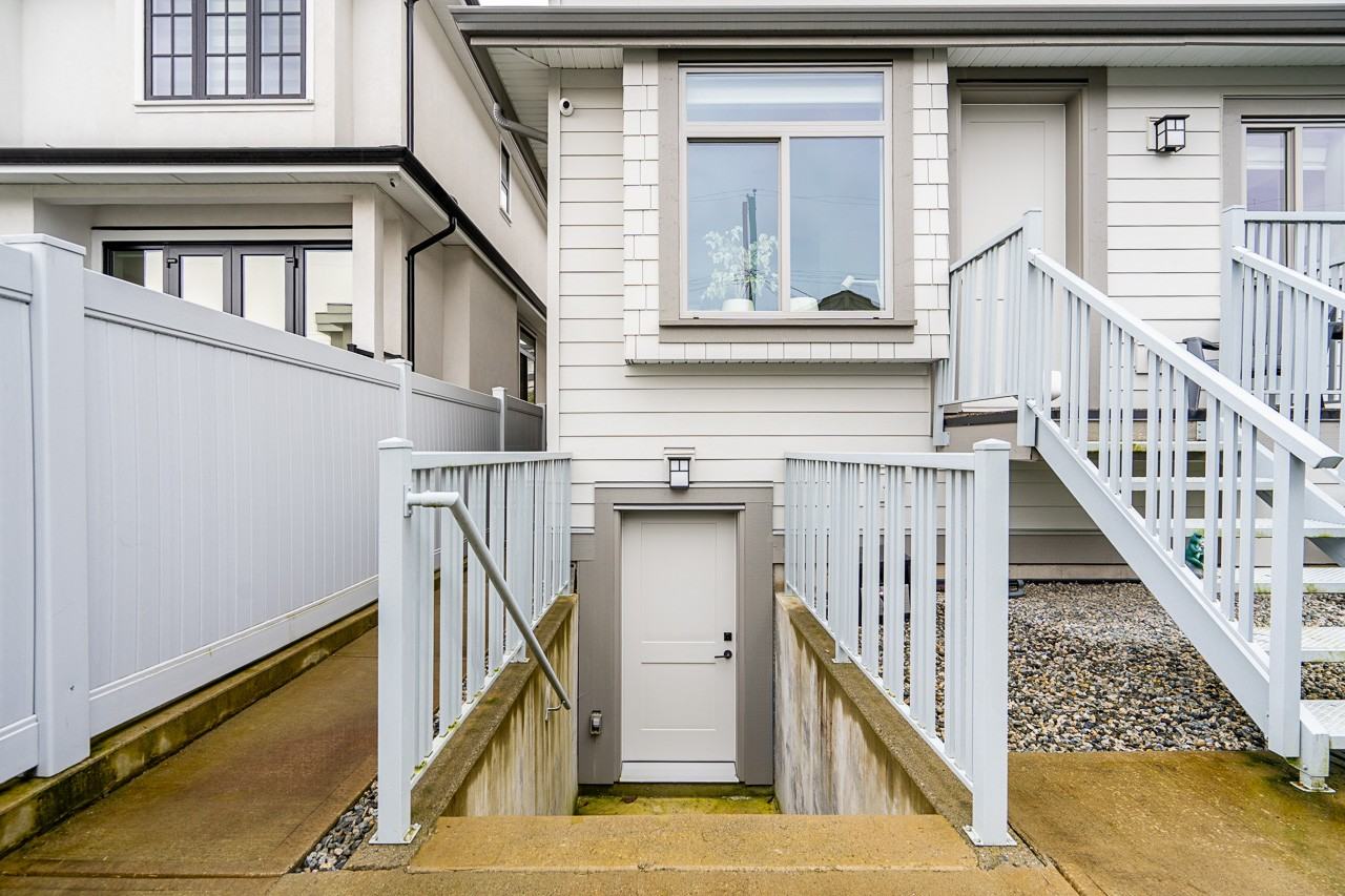 8090 Selkirk Street - Photo 2 of 11