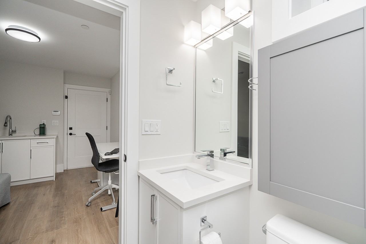 8090 Selkirk Street - Photo 11