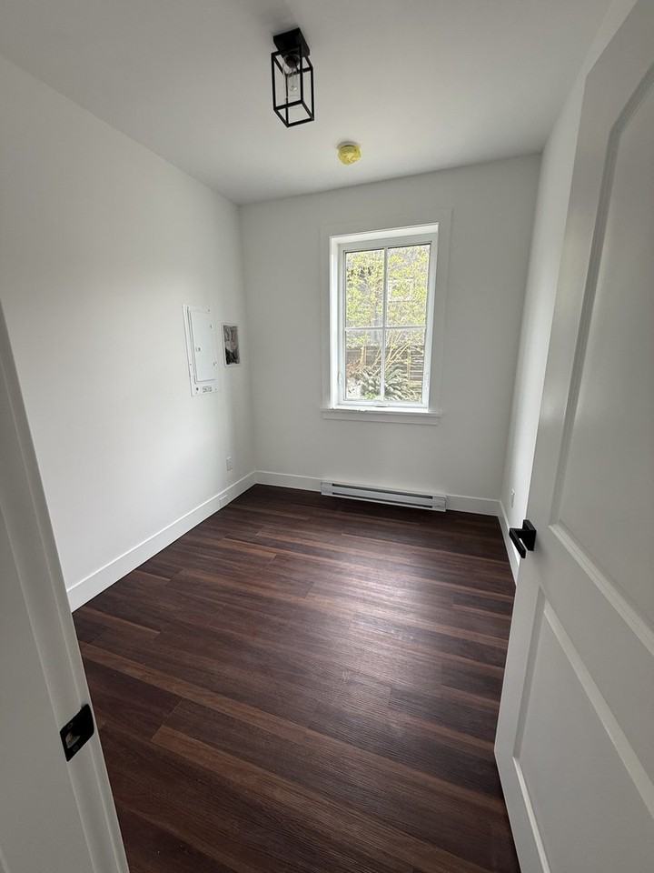 1920 Garden Dr - Photo 6 of 13