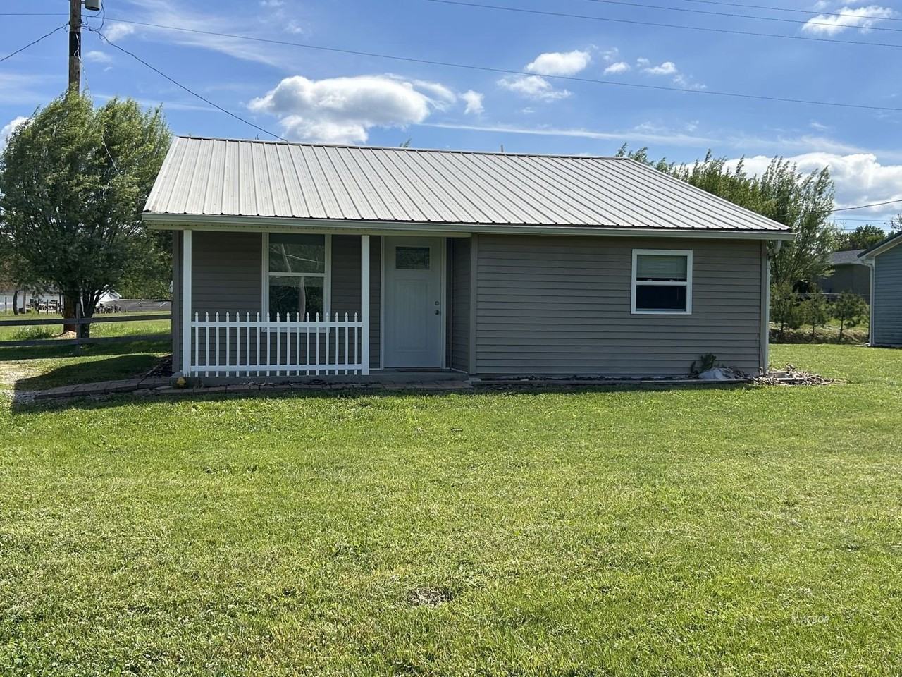 92 Airline Rd