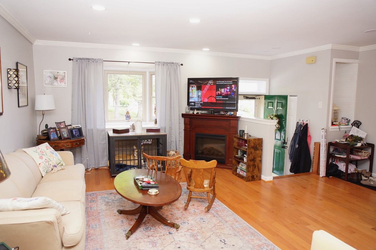 8 Cross Falls Circle - Photo 2 of 19