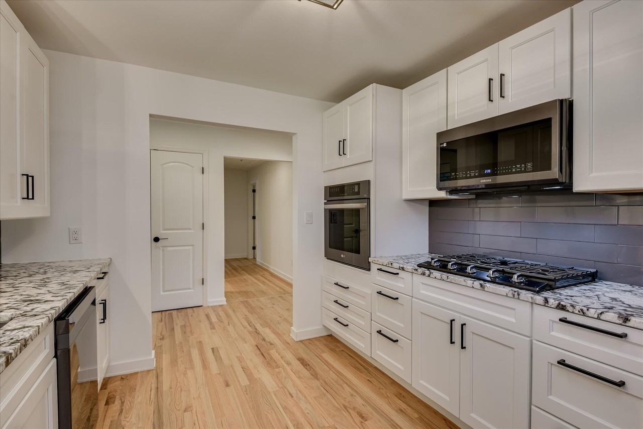 2897 Wagener Rd - Photo 5 of 36