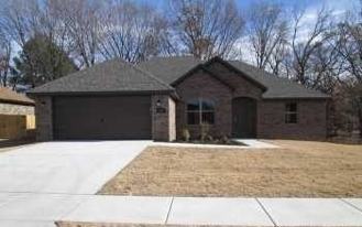 706 Oakley St - Photo 1 of 1