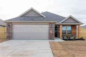 featured image of 703 Quartzite Ave