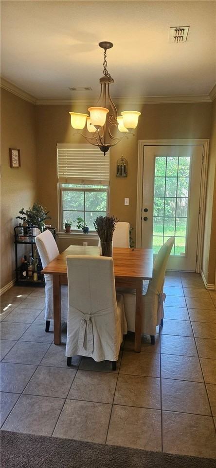 2637 N Sierra Ave - Photo 5 of 21