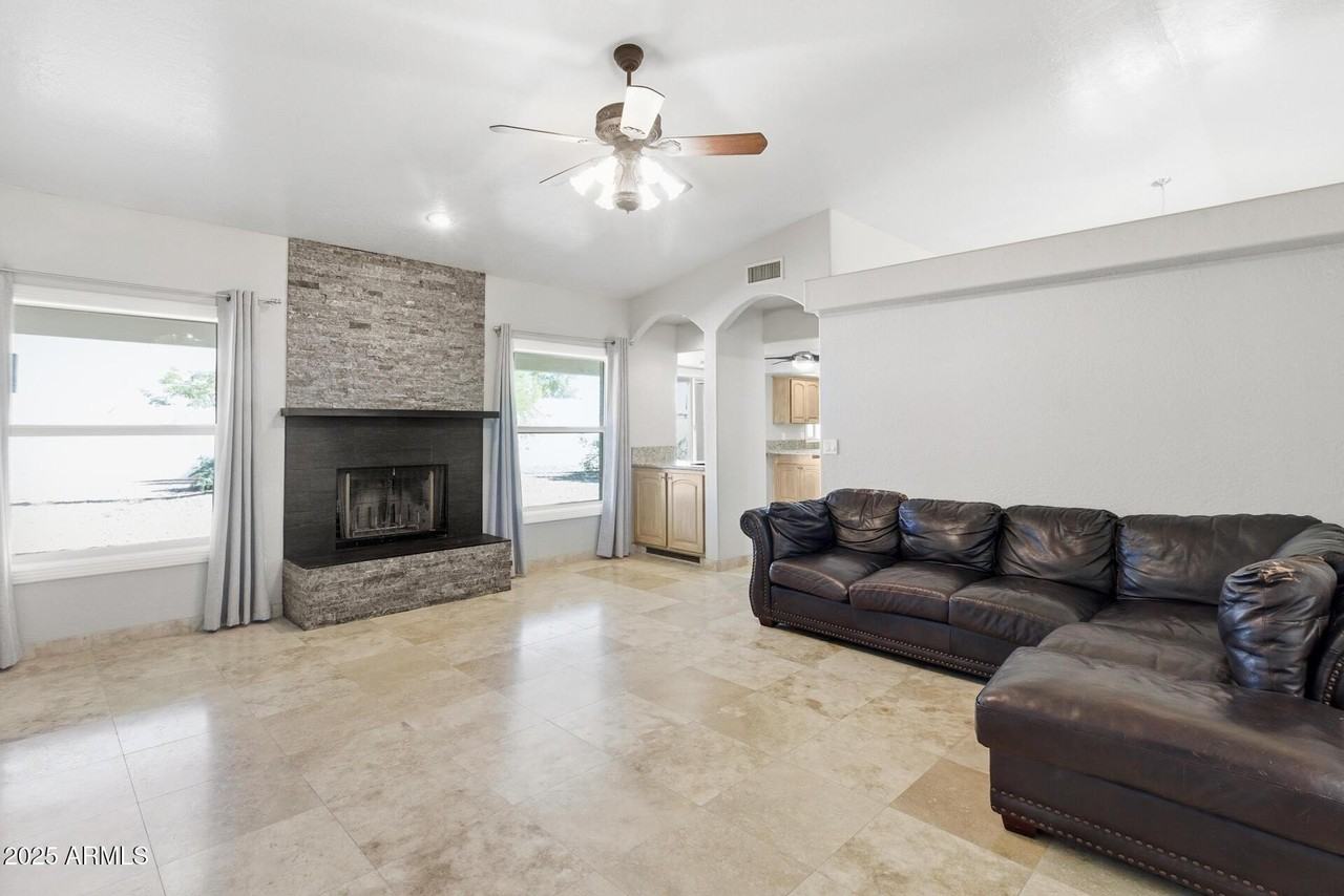 15912 E Centipede Dr - Photo 2 of 50