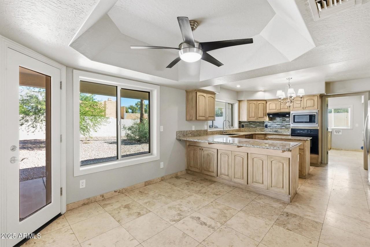 15912 E Centipede Dr - Photo 4 of 50