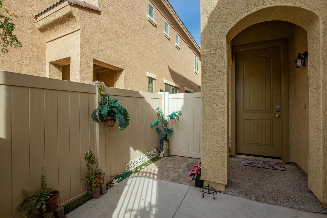 1367 S Country Club Dr #1192 - Photo 4 of 29