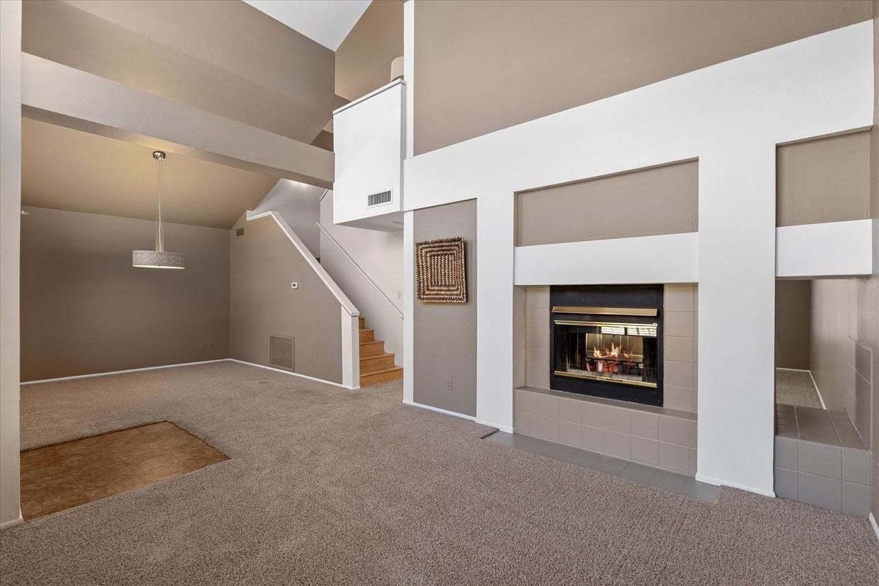 18416 N 46th Pl - Photo 5 of 22
