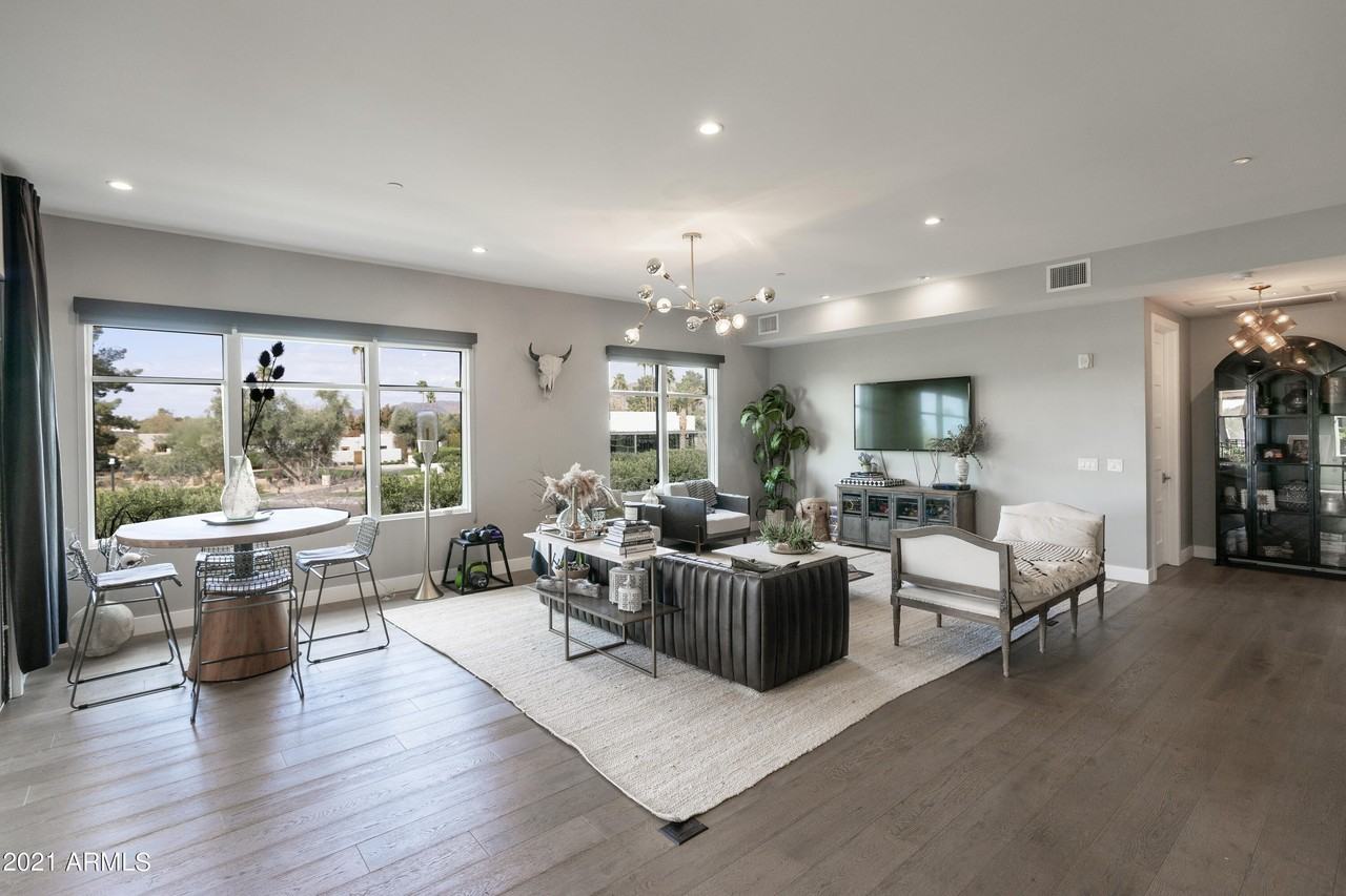 6166 N Scottsdale Rd - Photo 5 of 36