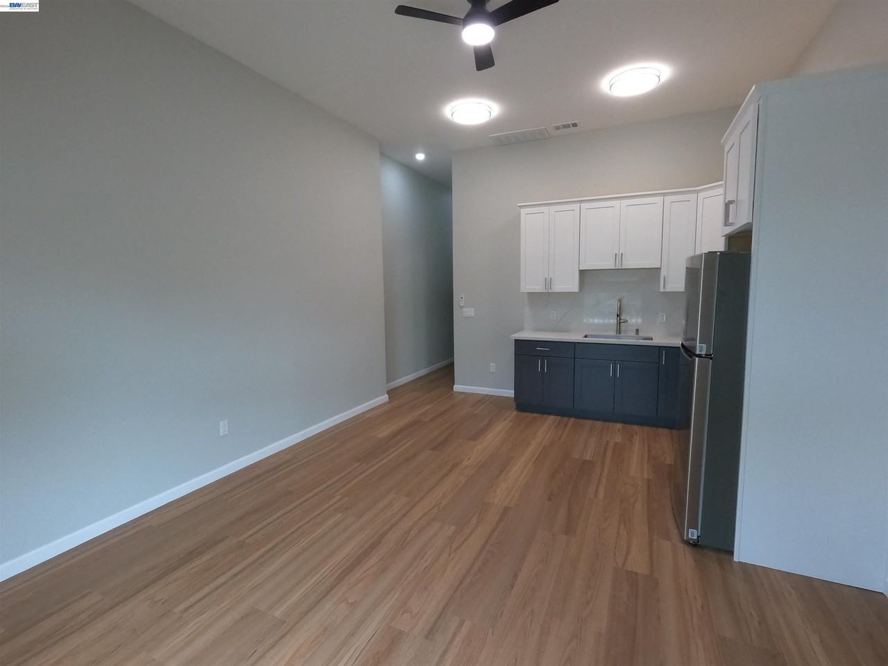720 Foothill Blvd - Photo 2 of 11