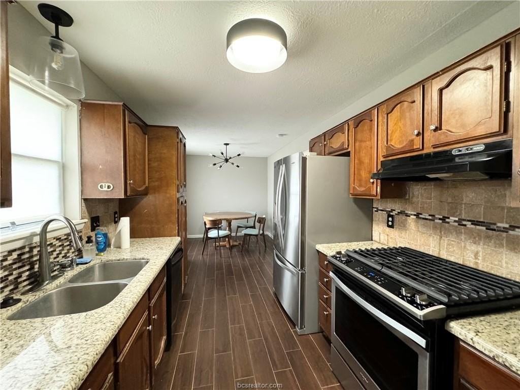 3508 Greenridge Cir - Photo 7 of 12