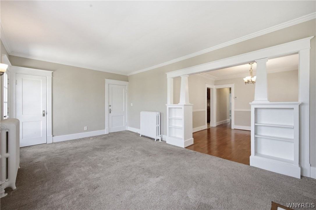 68 N Park Ave - Photo 3 of 19