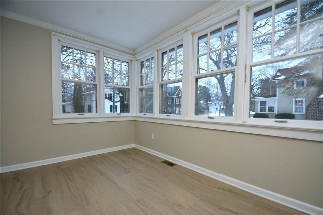 27 Boughton Ave - Photo 5 of 16