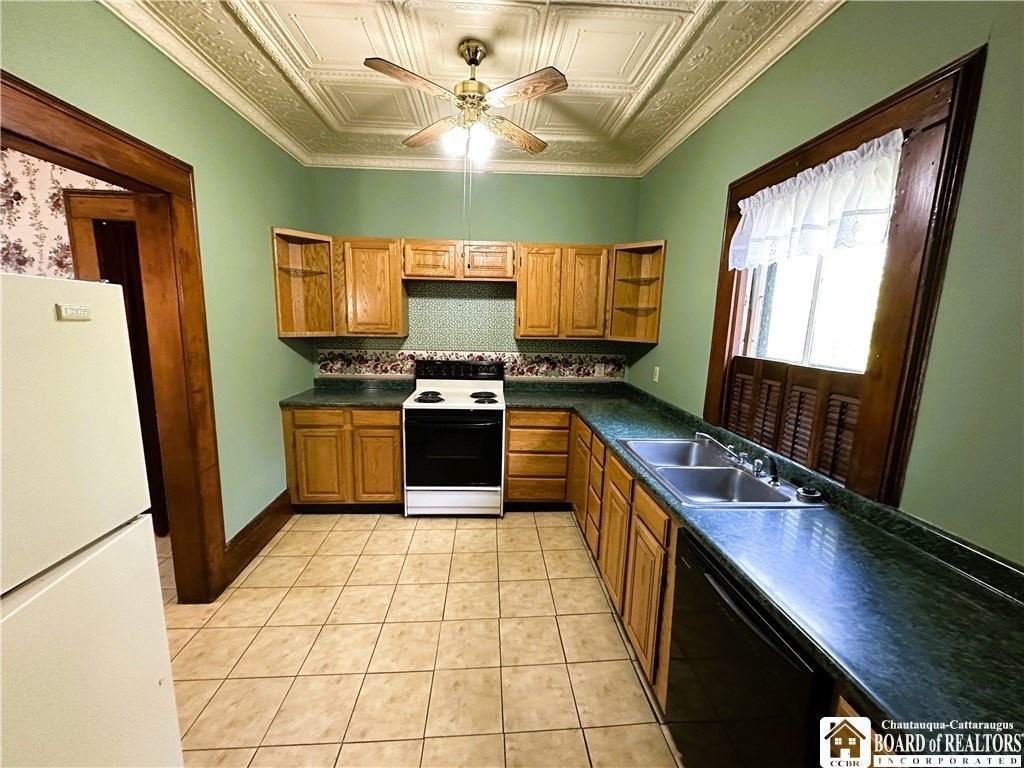 70 Prospect St - Photo 3 of 8