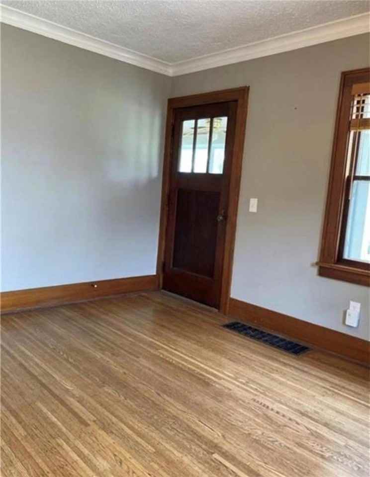 91 Whiteford Rd - Photo 5 of 25