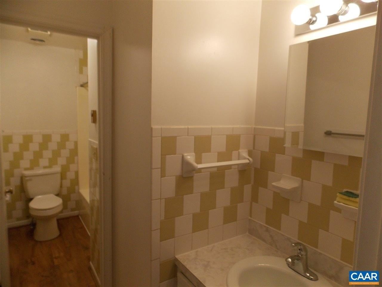 748 Orangedale Ave - Photo 7 of 10
