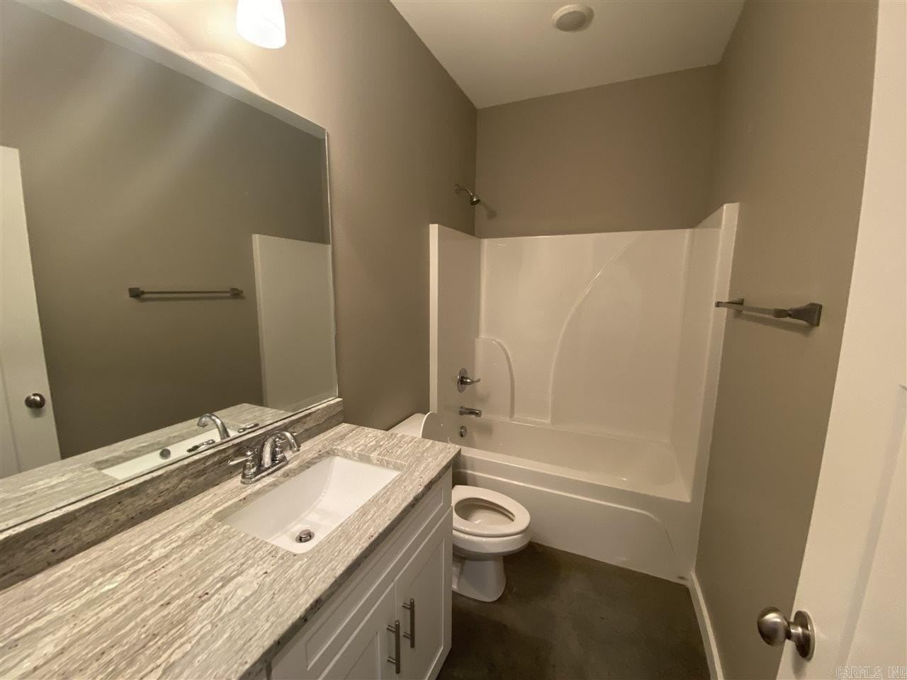 410 S Market - Photo 5 of 14