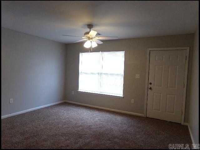 3215 Ludwig St Unit B - Photo 3 of 12