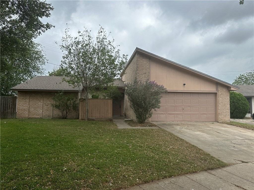 9338 Evening Star Ln - Photo 2 of 16