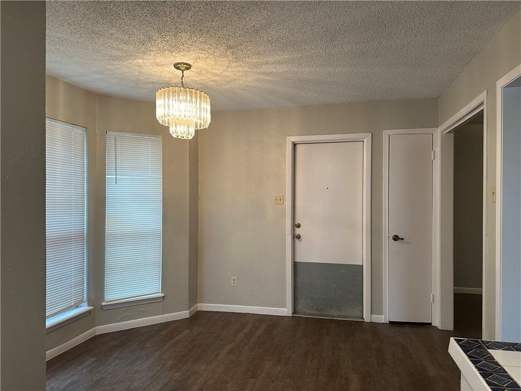 9338 Evening Star Ln - Photo 5 of 16