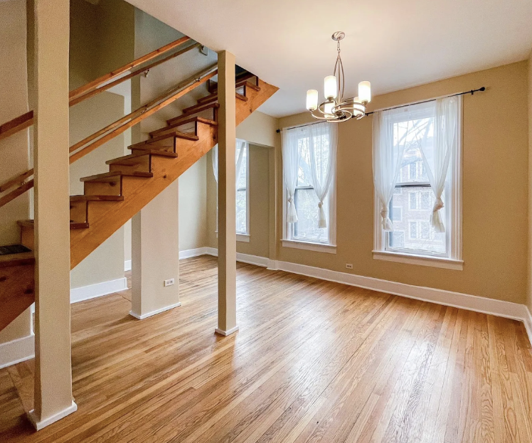2736 N Wilton Ave #2 - Photo 3 of 10