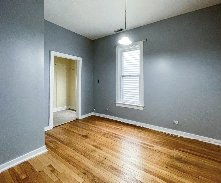 2736 N Wilton Ave #2 - Photo 5 of 10