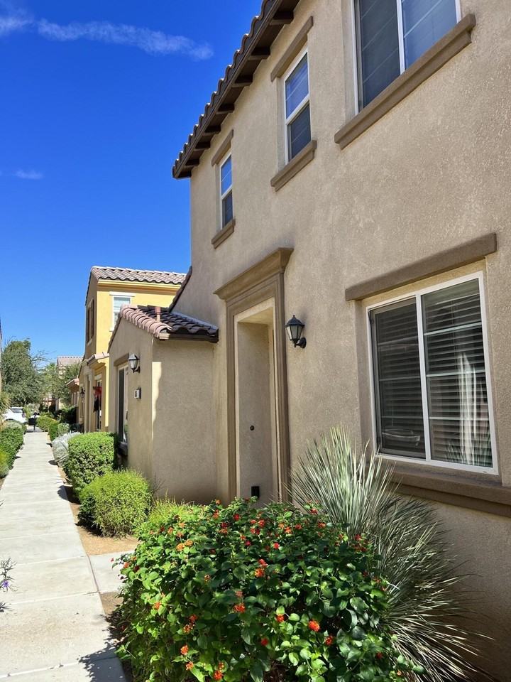 635 Calle Vibrante - Photo 2 of 19