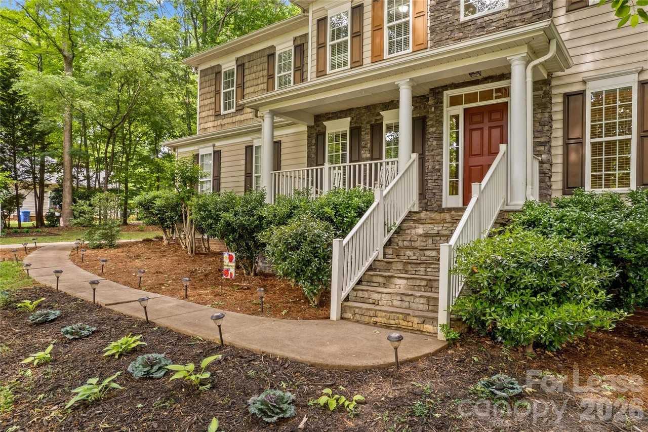 155 Culpeze Rd - Photo 2 of 48