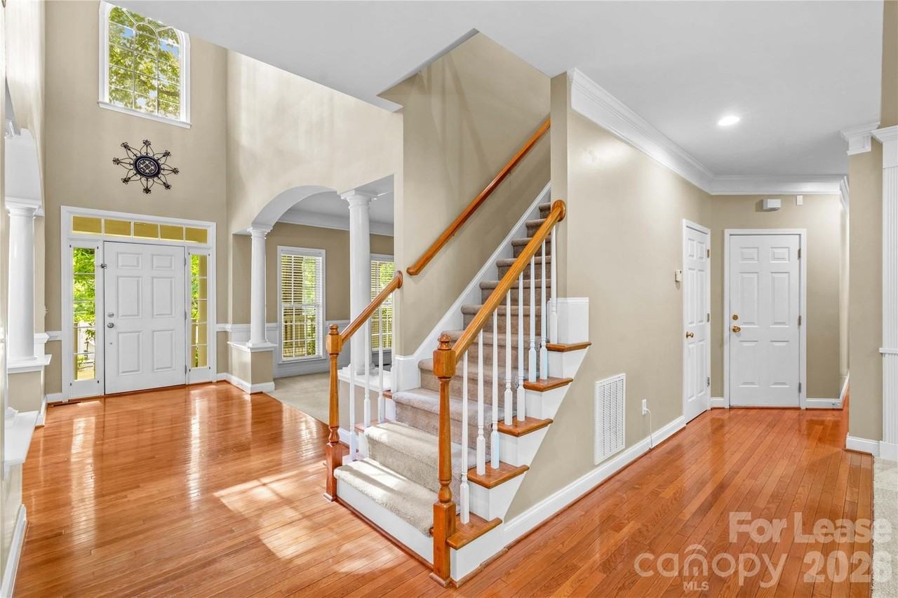 155 Culpeze Rd - Photo 6 of 48