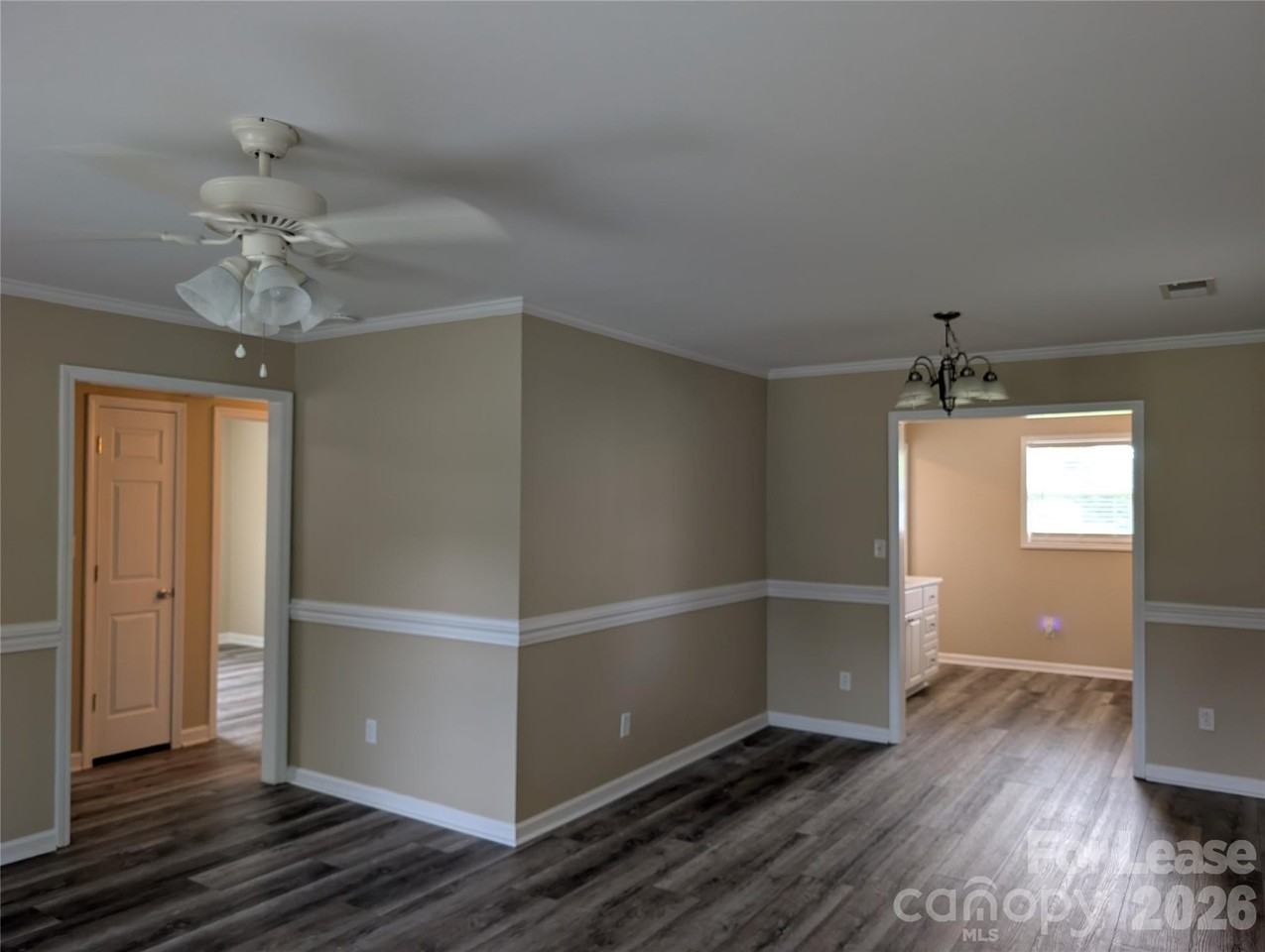 421 West Ave W - Photo 4 of 19