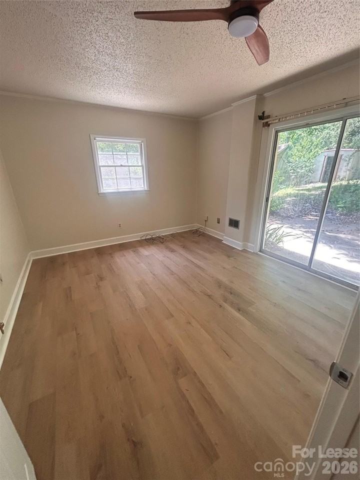 1616 Weststone Dr - Photo 5 of 7