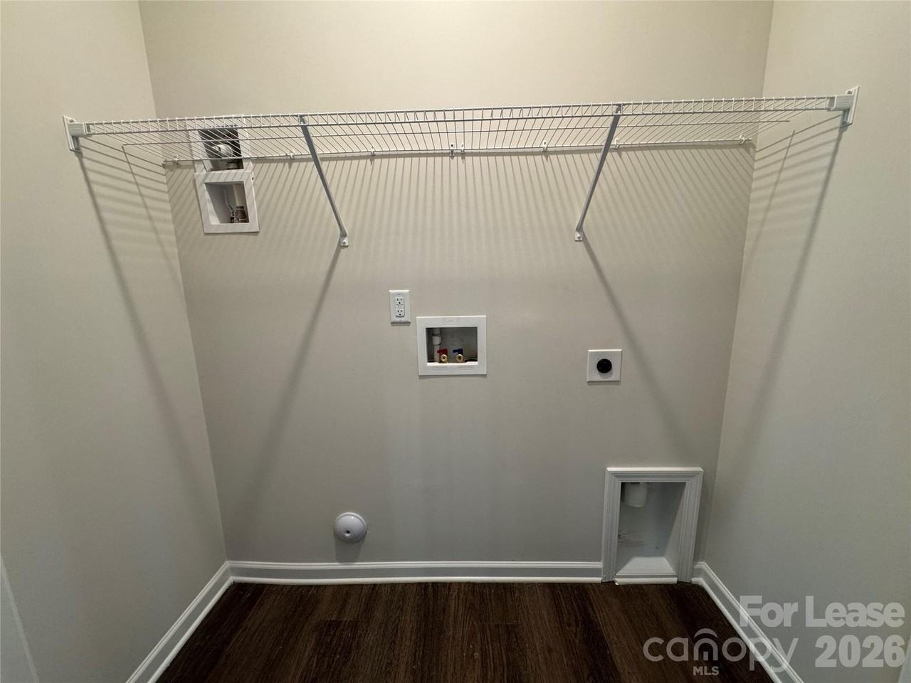 106 Titanium Dr - Photo 7 of 13
