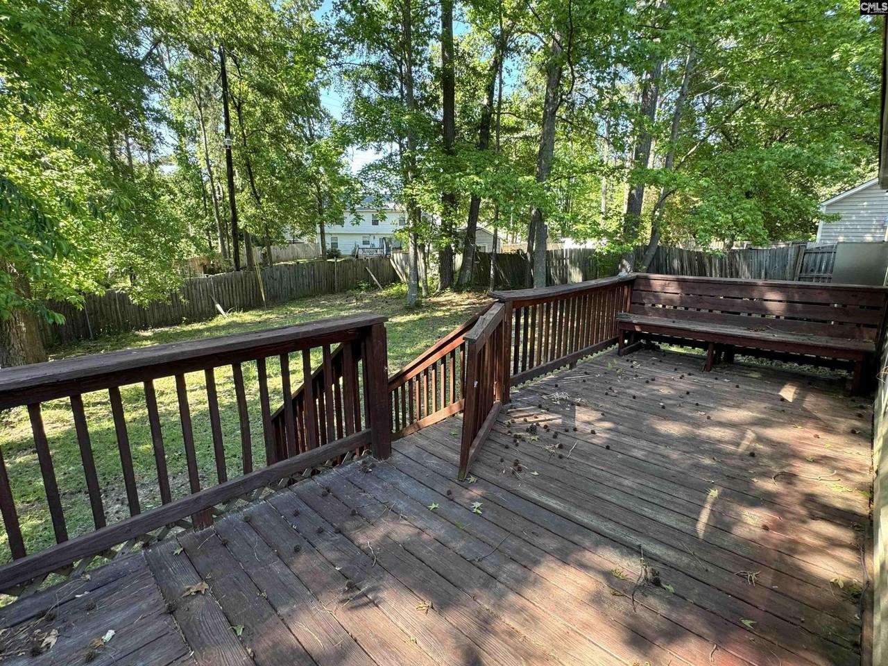 143 Bradstone Rd - Photo 3 of 17