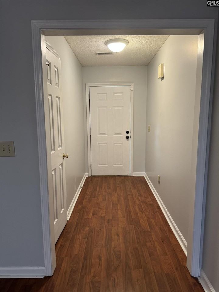 143 Bradstone Rd - Photo 5 of 17