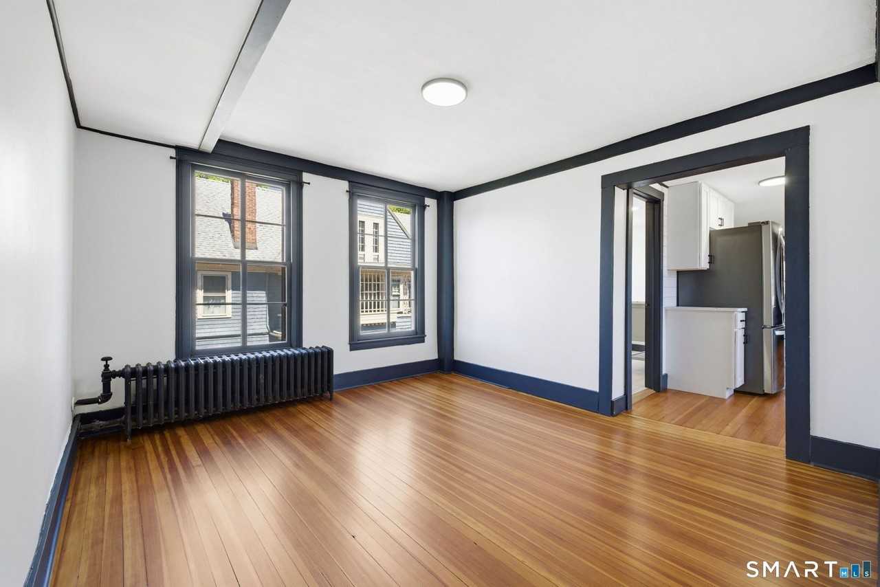 883 Worthington Rdg #2ndFL - Photo 6 of 36