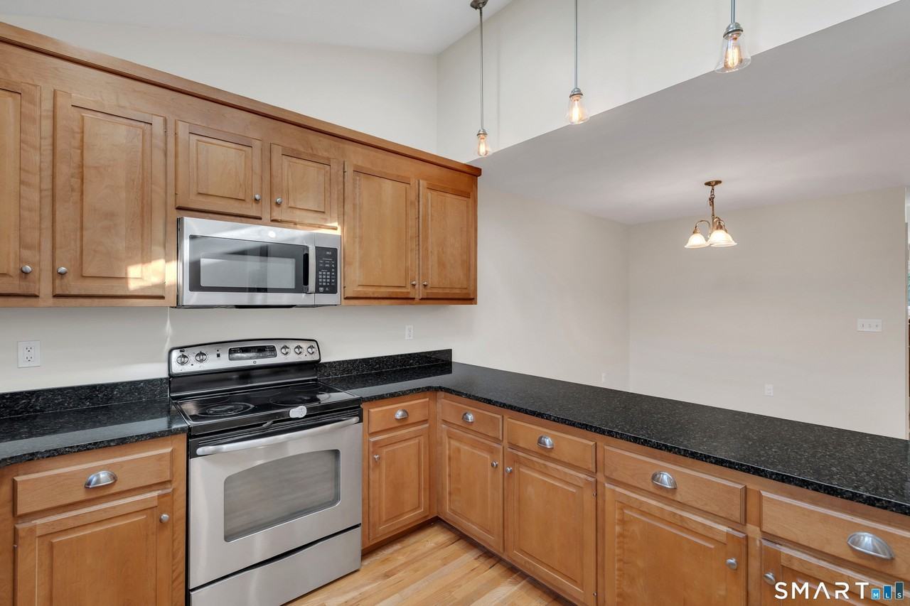1163 Old Colony Rd #2 - Photo 5 of 35