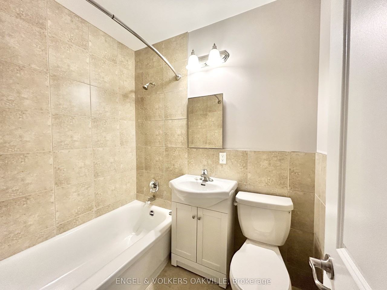 100 Twenty Fifth Street 4 - Photo 6 of 6
