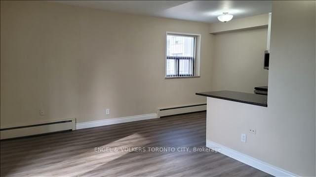 416 E 42nd Street 208 - Photo 4 of 15