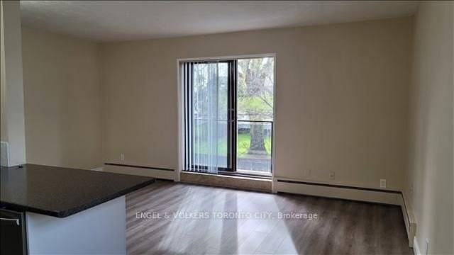 416 E 42nd Street 208 - Photo 6 of 15
