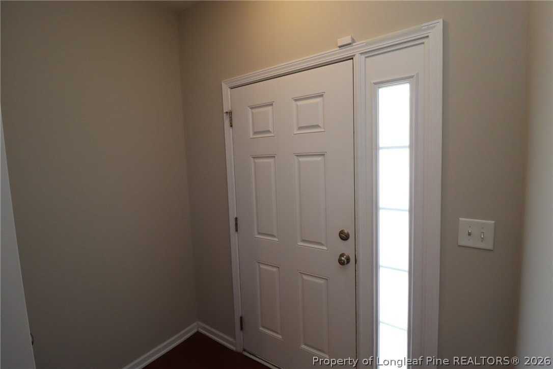 110 Fanwood Ct - Photo 3 of 50