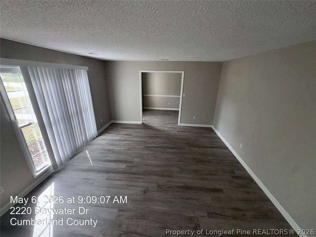 2220 Baywater Dr - Photo 7 of 21