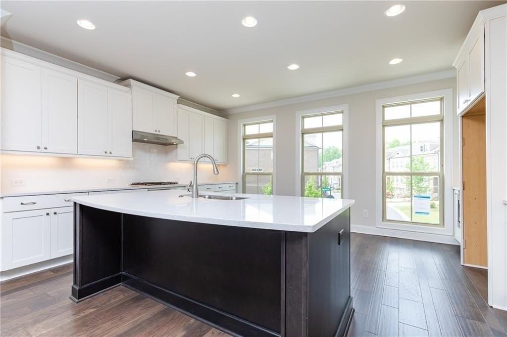 7826 Laurel Crest Dr - Photo 2 of 20