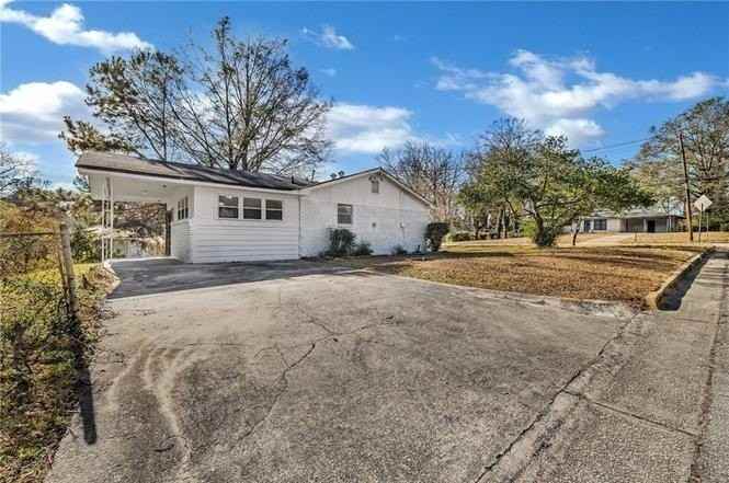 2356 County Line Rd Sw - Photo 2 of 8