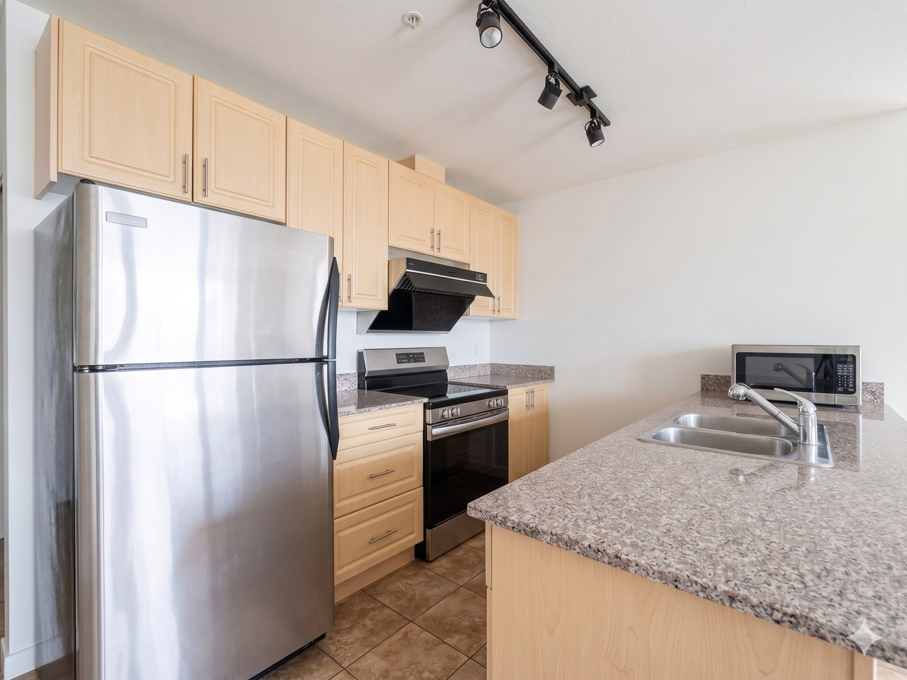6133 Buswell Street #802 - Photo 4 of 20