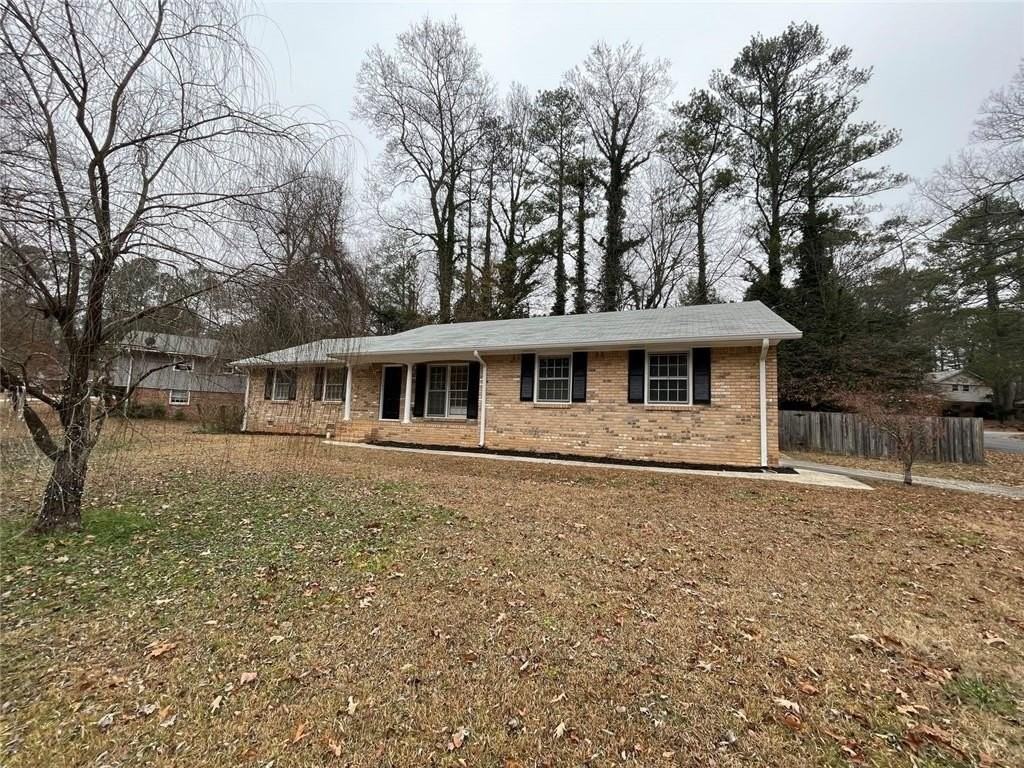2902 Highbrook Ct - Photo 3 of 38