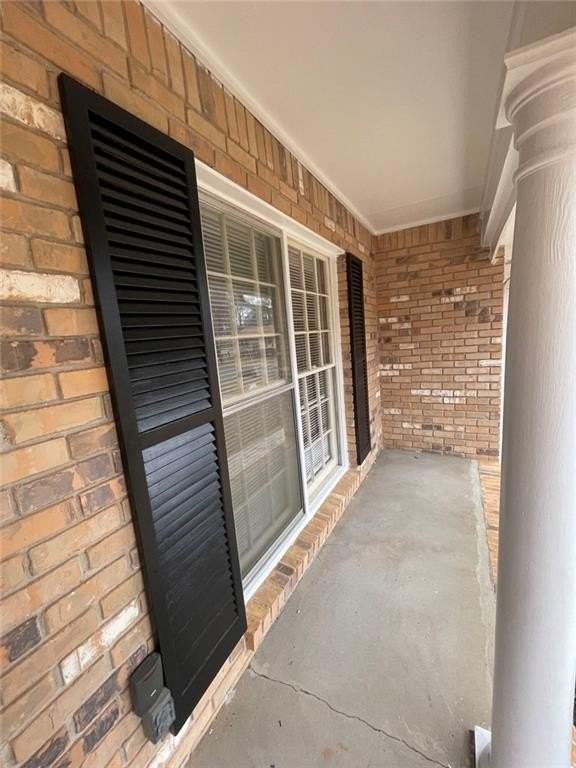 2902 Highbrook Ct - Photo 6 of 38