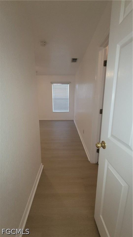 1010 Se 12th Ter - Photo 6 of 21