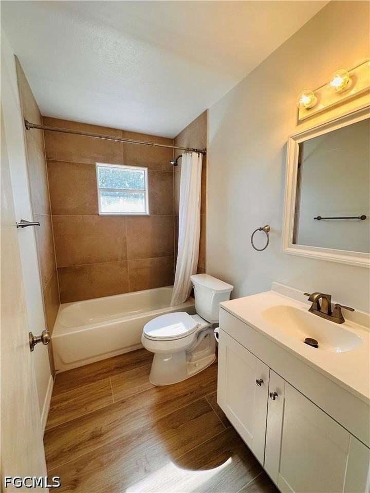 4931 Vincennes Ct #7 - Photo 5 of 12
